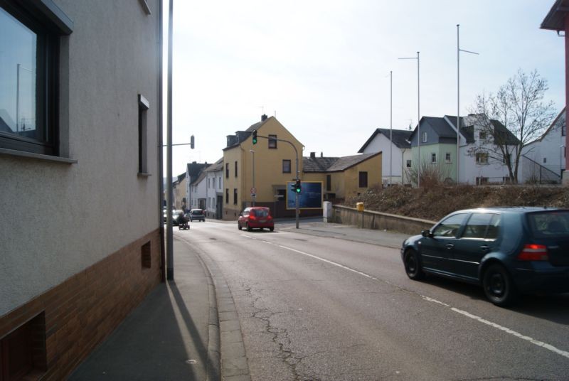 Dietkircher Str.  / Villmarer Str. quer