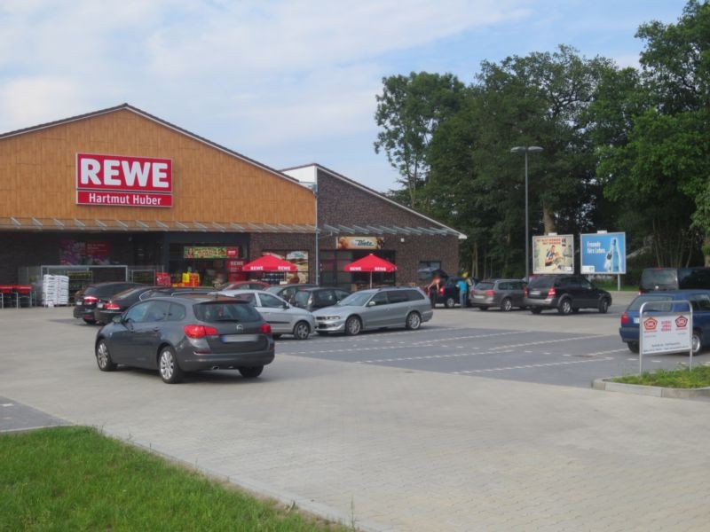 Am Poggenpohl 2  / Rewe Si. Eing.