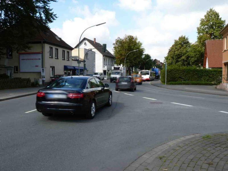 Gütersloher Str. 20 (L 568)  quer / Neuenkirchener Str. (L 927)