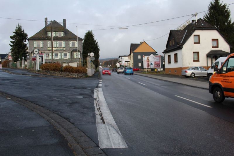 Herborner Str. 2 (B 54)  VS
