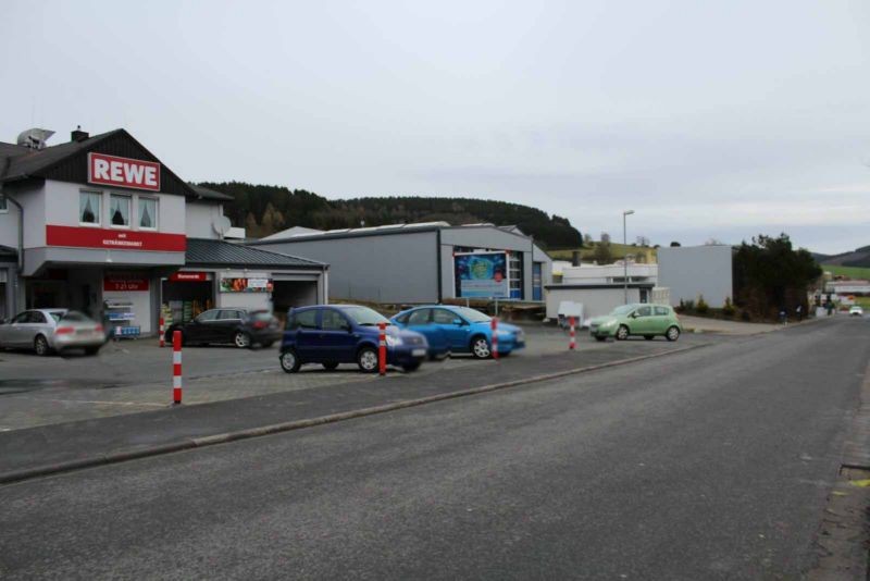 Industriestr. 10  / Storchweg 2 Rewe (PP)