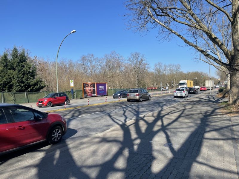 Bruchwiesenstr. (B 44)  / Raschigstr. / Si.Tankst.