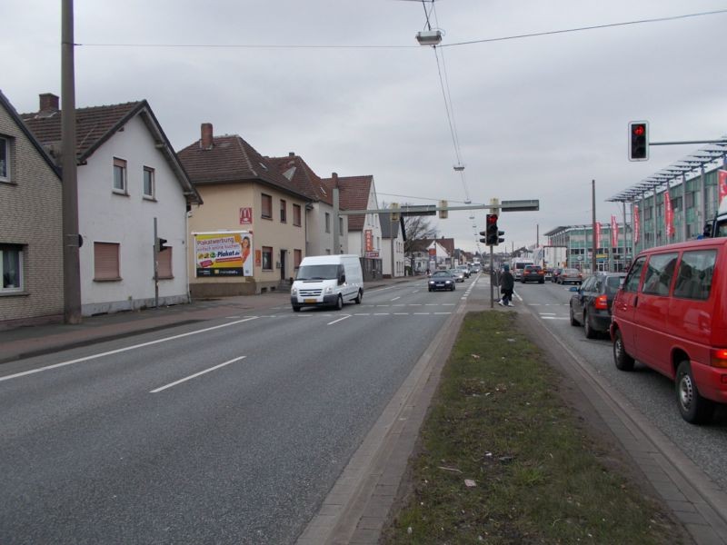 Mindener Str. 81 (B 61)  / geg. Einf. EKZ Werrep.