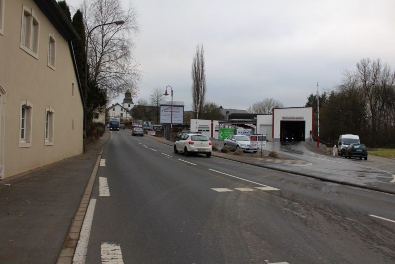 St.-Vither-Str. 2-4 (B 410)  VS