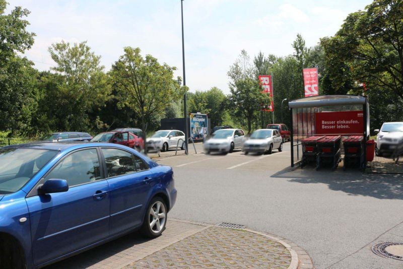 Bodelschwingher Str. 147 / Si. Einf. Rewe
