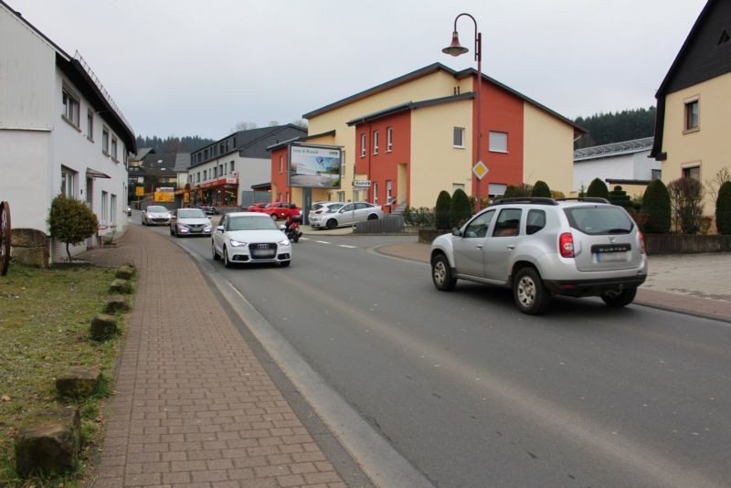 St.-Vither-Str. 47 (B 410)  VS