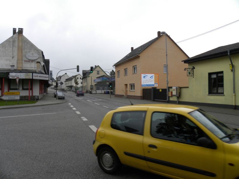 Raiffeisenstr. 6 (B 256)  quer