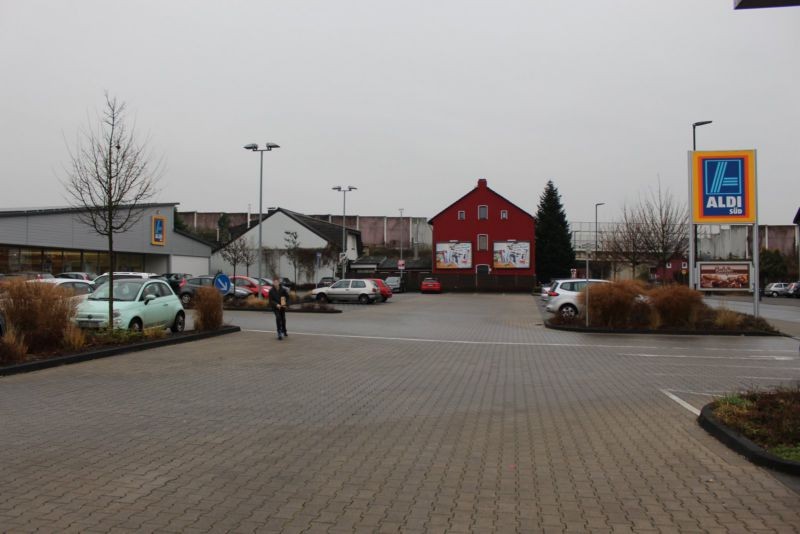 Hauptstr. 349  / Aldi u. Rewe (PP)