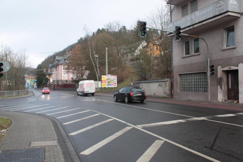 Hauptstr. (B 422)  geg. Emil-Kirschmann-Brücke quer VS