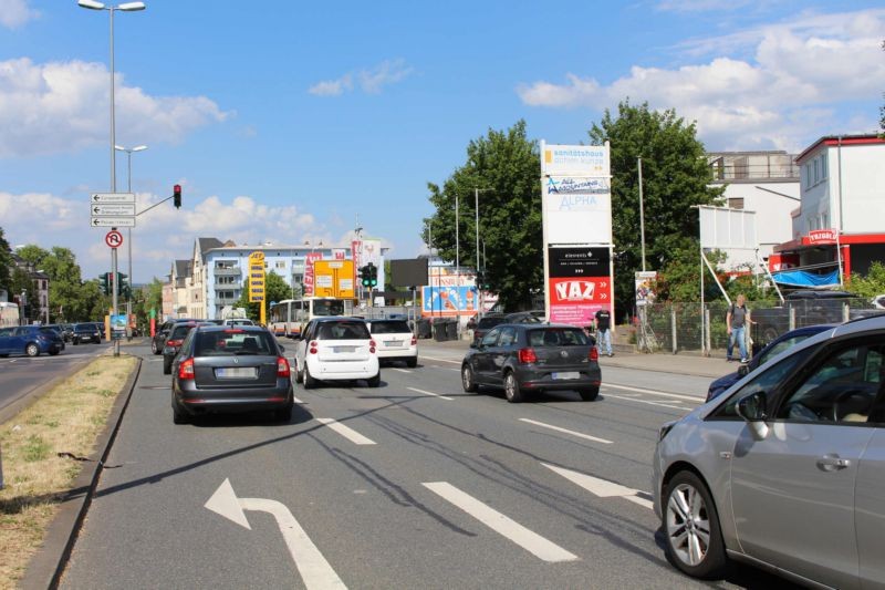 Schiersteiner Str. 62 (B 262)  / Einf. Rewe quer VS