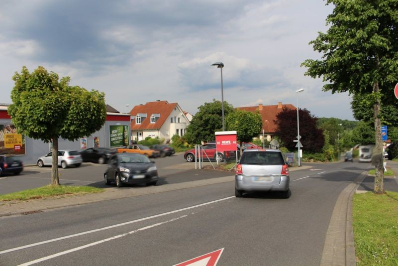 Weihersgrund  / Weitzkaut 1 / Rewe neb. Eing. Getränkem.