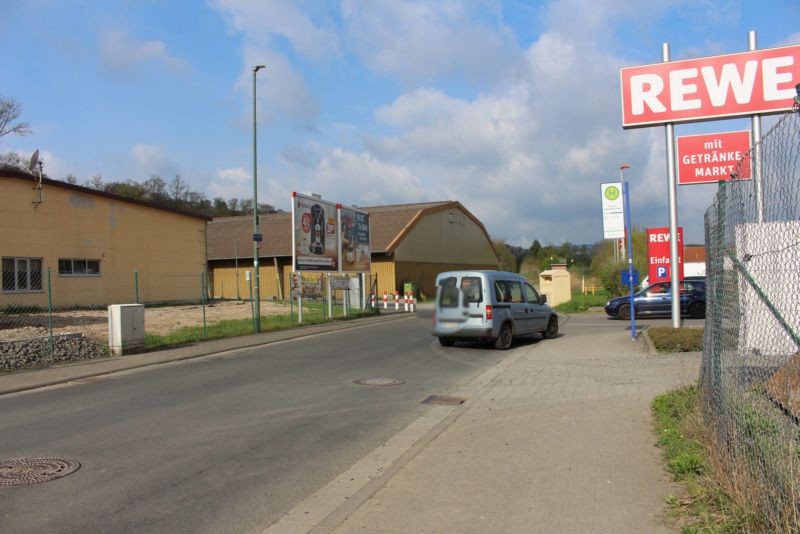 Gewerbestr. 39  / Rewe geg. Einf.