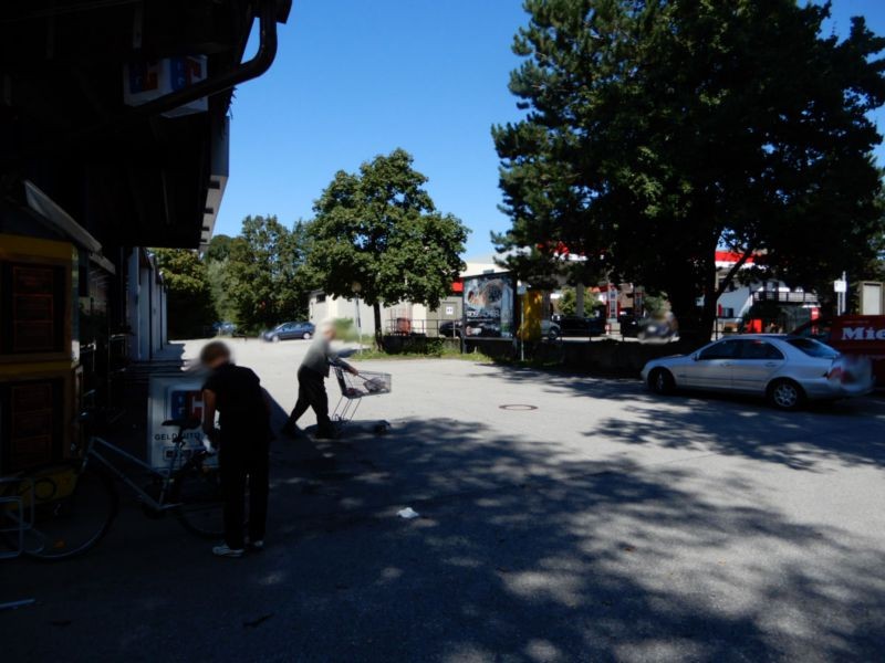 Bernauerstr. 34 geg. Eing. Trinkgut