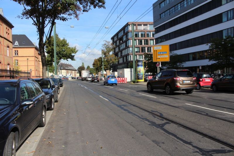 Ulmenstr. vor ggü. Zur alten Exerzierhalle