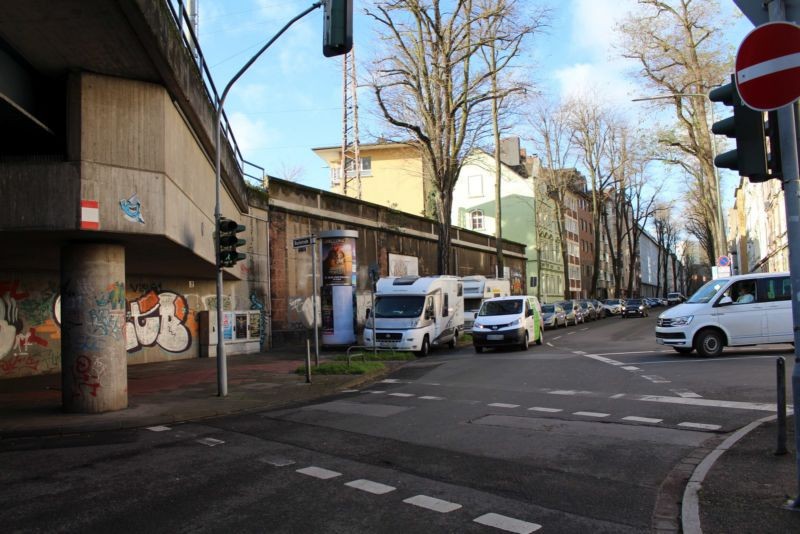 Benzenbergstr. vor Bachstr.