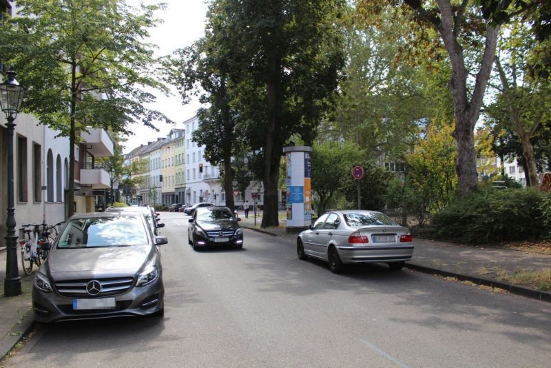 Kronprinzenstr. ggü. 46 am Leo-Statz-Platz