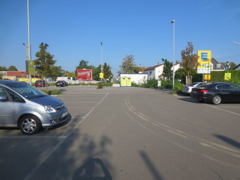 Viehtriftstr. 110  / Edeka Einf.