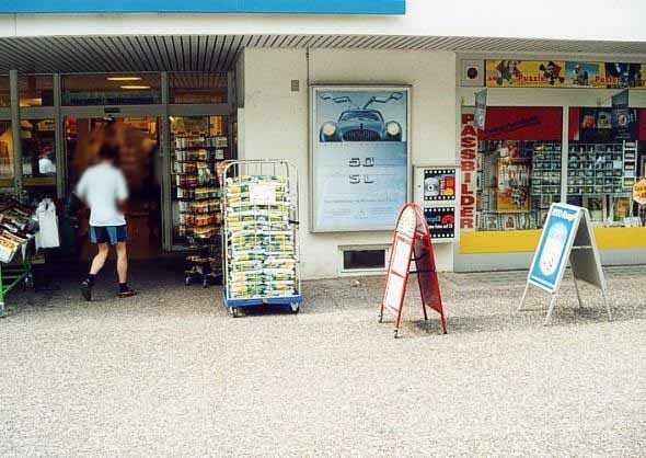 Ernst-Reuter-Platz 4/bei Supermarktparkplatz (WV)