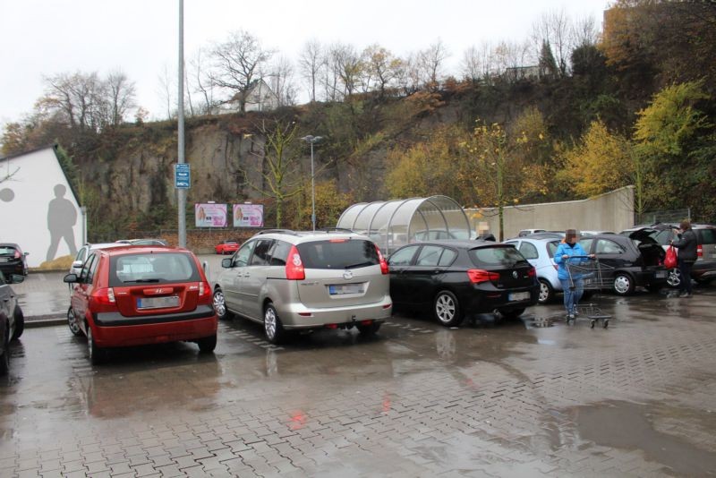 Bahnhofstr. 43  / Si. Edeka (PP)