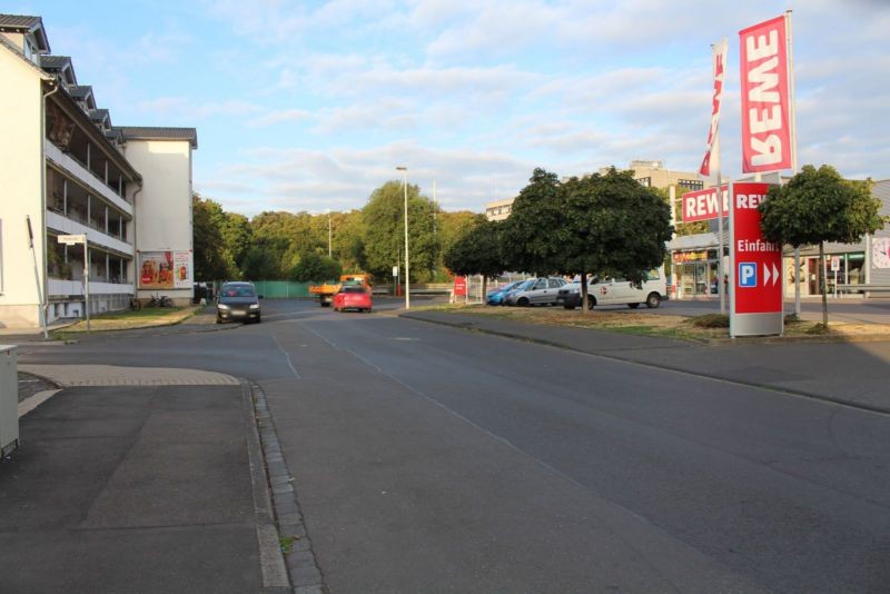 Immenburgstr. 33  geg. Einf. Rewe re.