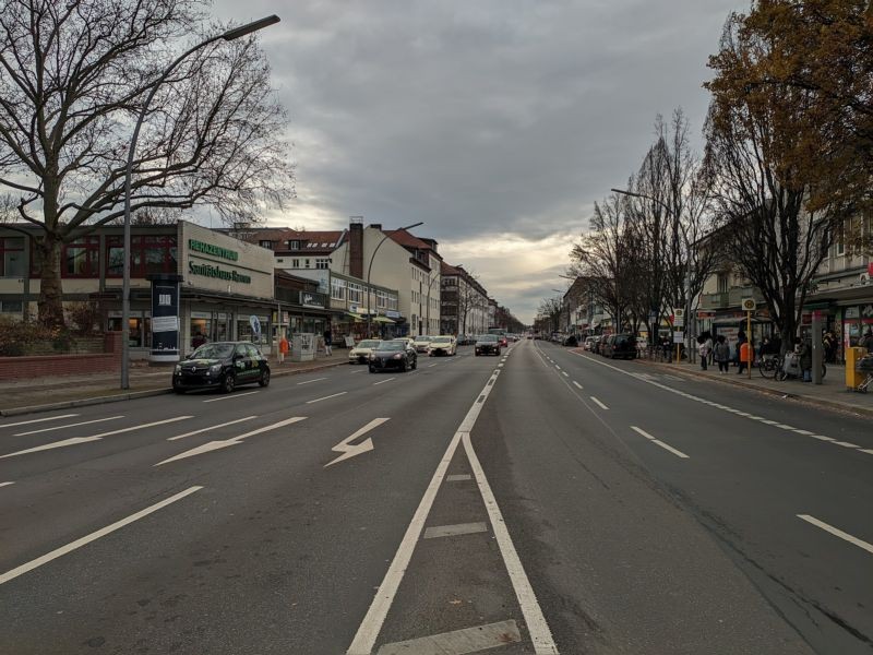 Kaiser-Wilhelm-Str. ggü. 78 vor Paul-Schneider-Str.