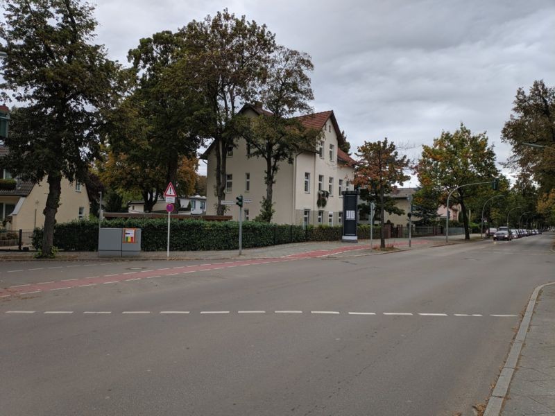 Hermsdorfer Damm 95 vor Schulzendorfer Str.