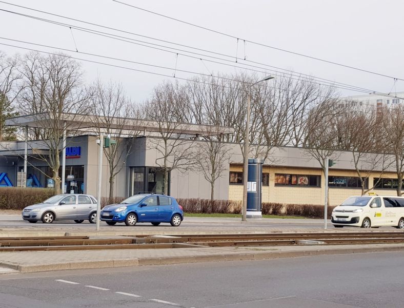 Allee der Kosmonauten vor Landsberger Allee 494