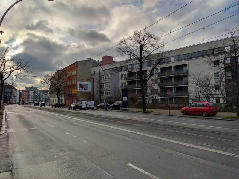 Berliner Allee 195-197 hinter ggü. Caseler Str.