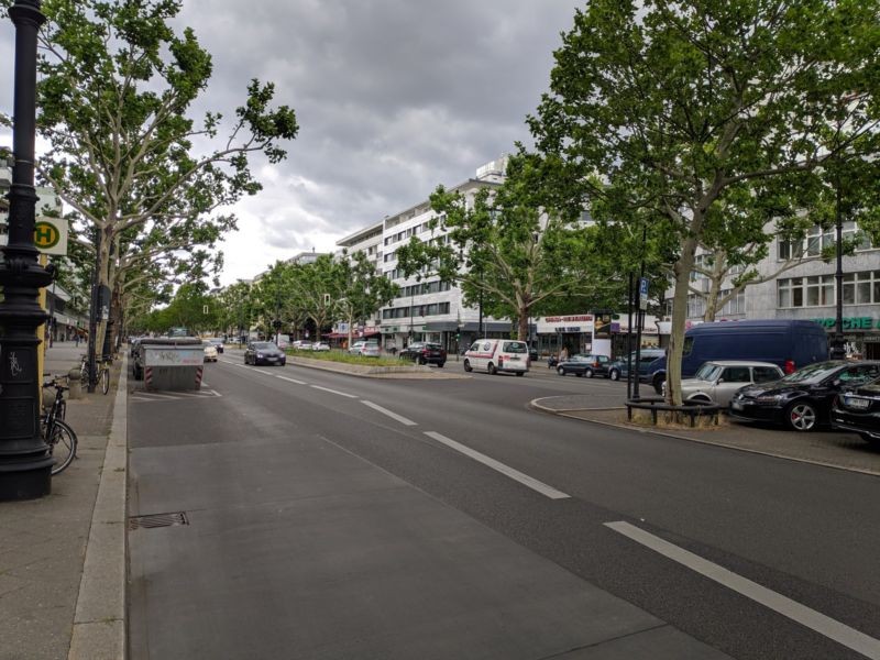 Kurfürstendamm 92 vor Nestorstr.