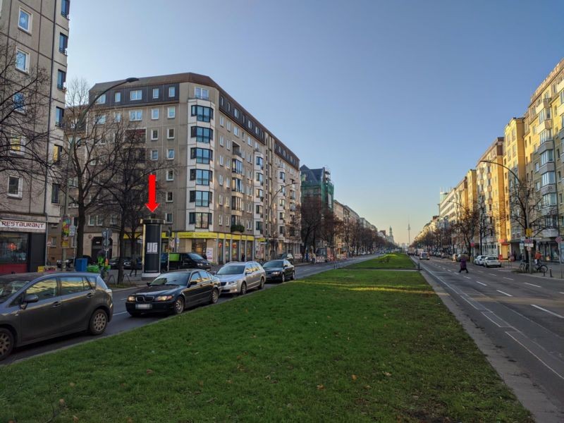 Frankfurter Allee 90 hinter Weichselstr. staw.