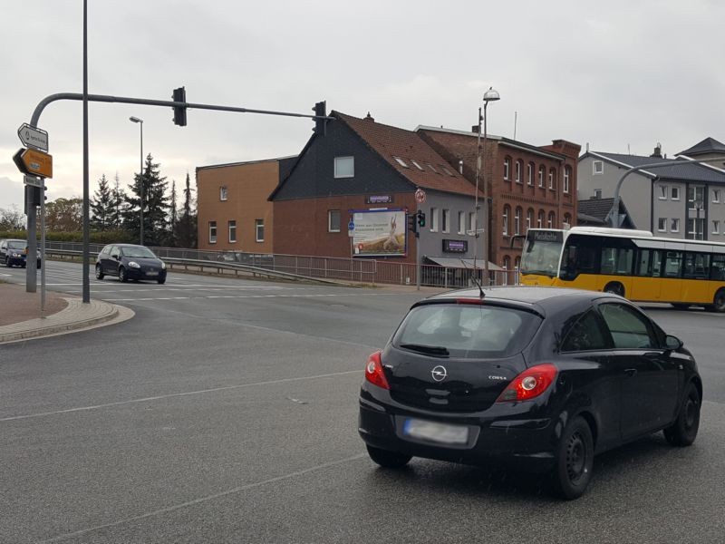 Woltorfer Str. 8  / Si. Nord-Süd-Brücke