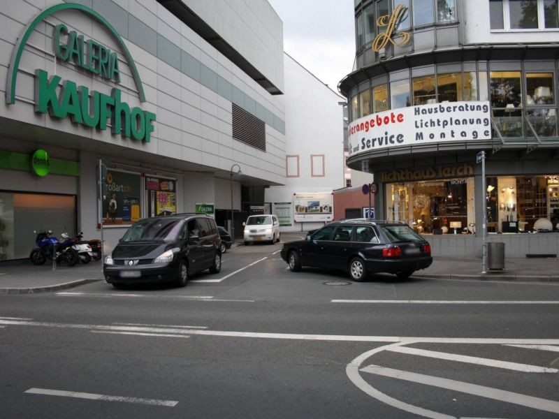 Ottiliengasse  / Kaufhof / Einf. u. Ausf PH (EKZ)