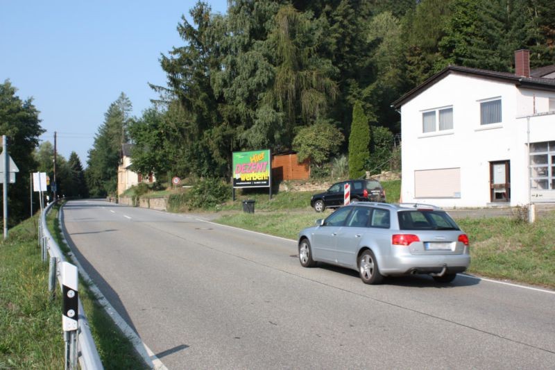Hauptstr. 104  (B 420) / Ortsausf. schr.