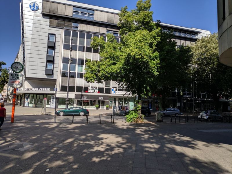 _KNR/Knesebeckstr. 36 vor Kurfürstendamm