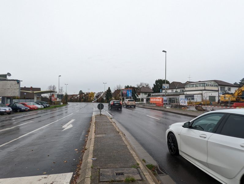 Mannheimer Str. 40 (B 44)  quer VS