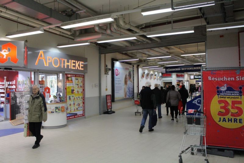 Alter Markt 1  im Gebäude re. neb. Apotheke