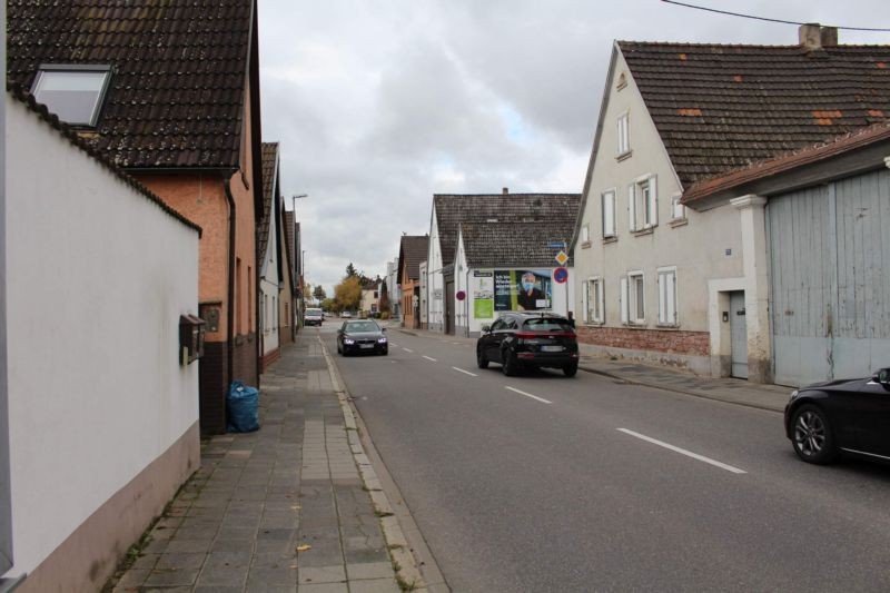 Hauptstr. 123