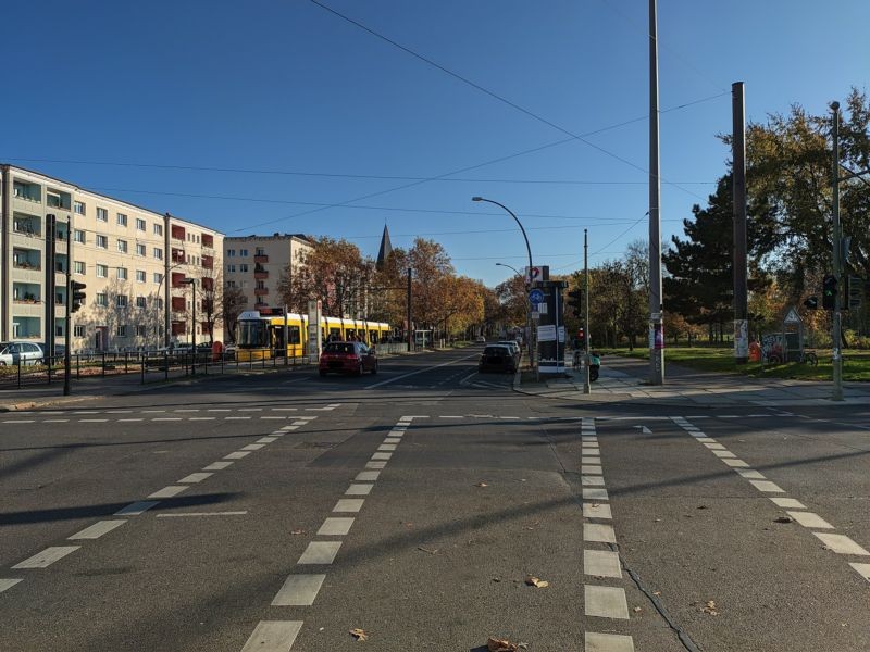 Danziger Str. ggü. 183 hinter Kniprodestr.