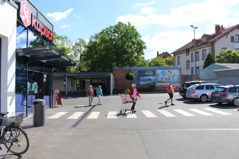 Petzoldstr. 11  / Luitpoldstr. 24 / Edeka geg. Eing.