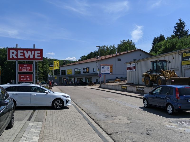 Etzelweg 248  / geg. Rewe quer VS