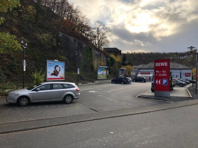 Nastätter Str. 2-6 (B 274)  / Si. Einf.