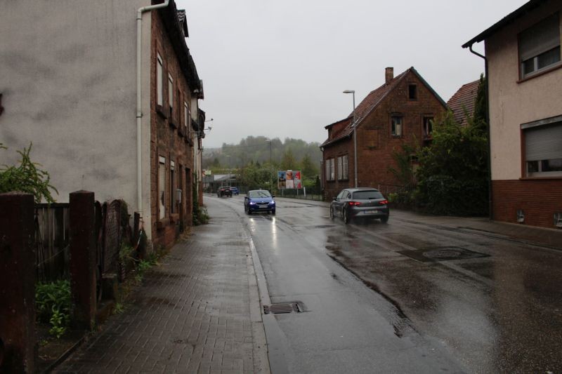 Hauptstr. 153  li.
