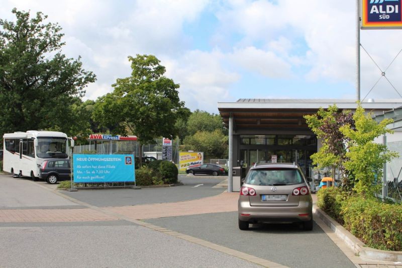 Happurger Str. 14  / EKZ-Tankstelle re.