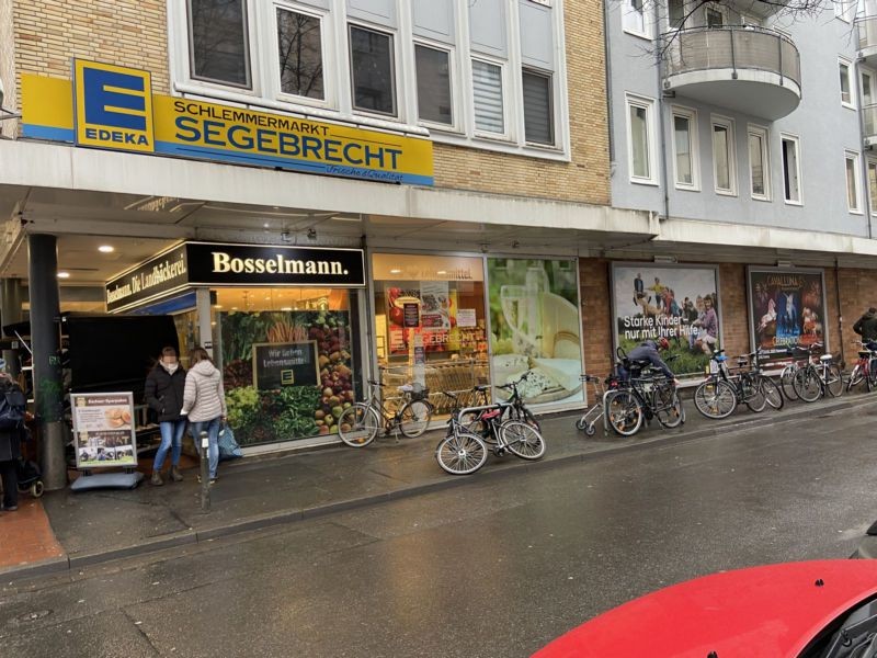 Lister Meile  / Gretchenstr. 48-49 / Edeka neb. Eing.