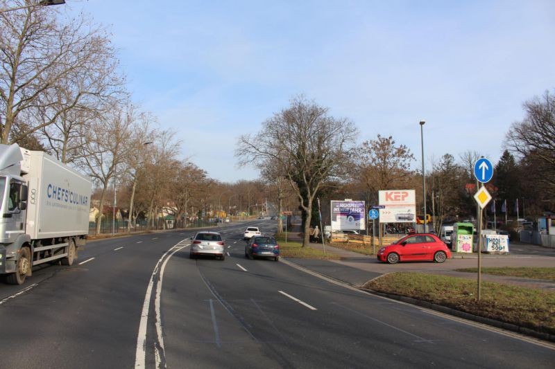 Radeburger Str. (B 170)  / Weinböhlaer Str. 69