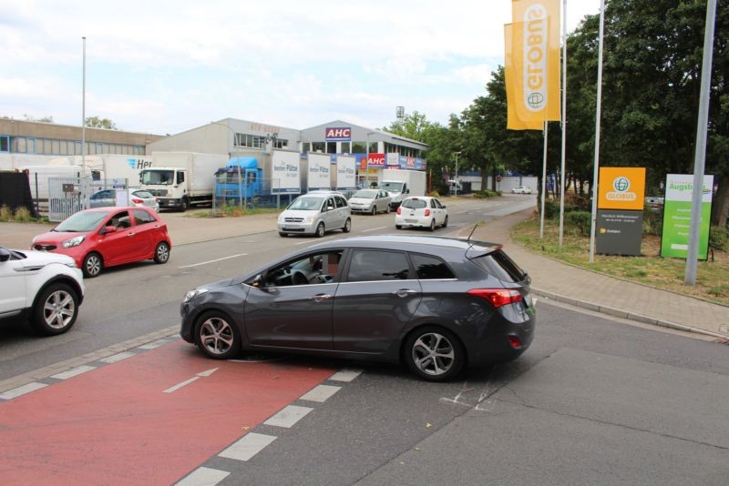 Am Herbertzhof  / Globus Einf.