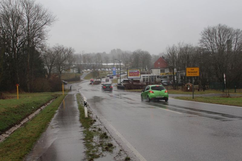 Koblenzer Str. 77 (B 327)  VS