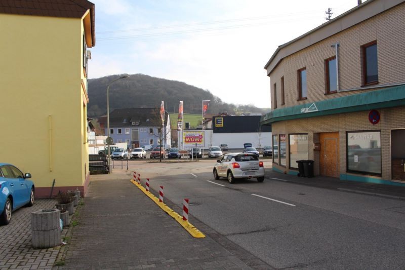 Homburger Str. 9 (B 423)  / Sto.2 Si. Str.