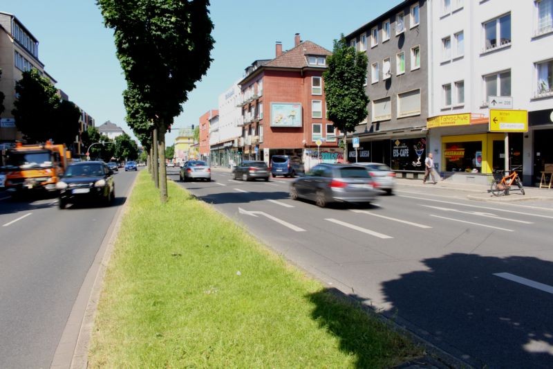 Rheinische Str. 35  / Zuf.-Einf. Rewe (PB)