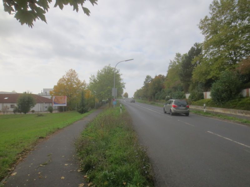 Julius-Echter-Str. / Mittler Weg 22 quer
